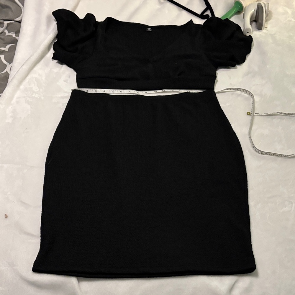 SHEIN Elegant Black Puff Sleeve Mini Dress